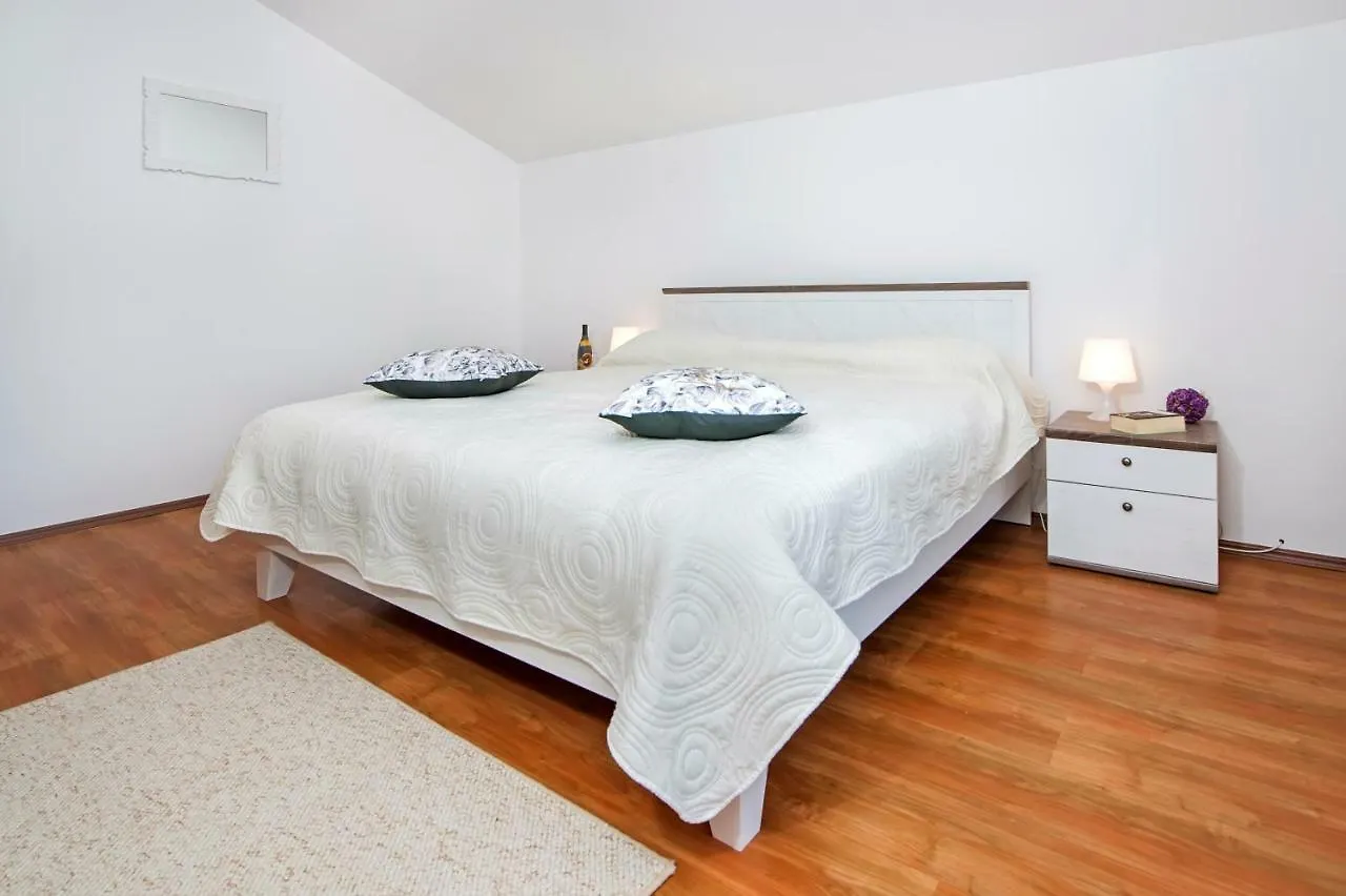 Apartment Len Rovinj
